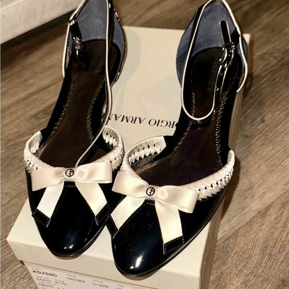 Giorgio Armani Black and White Flats & Loafers